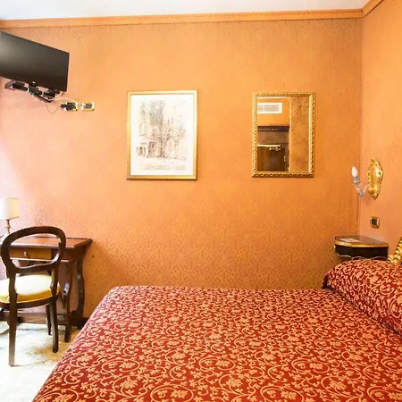 Hotel Ateneo 3*